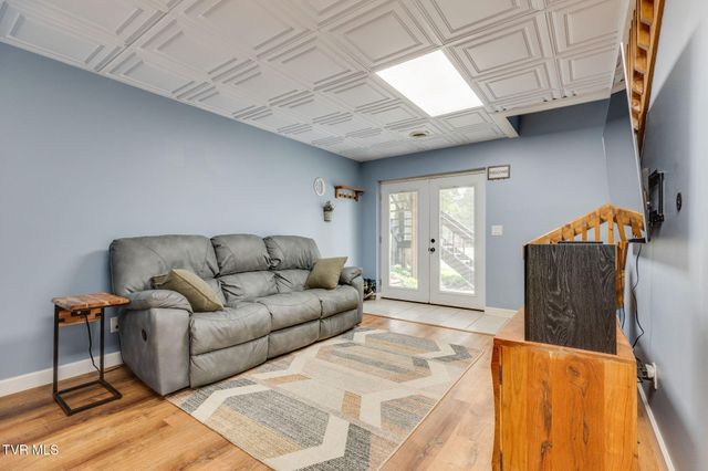 1848 Todd Drive, Johnson City, TN 37604
