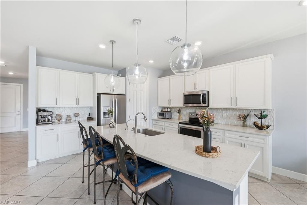 2133 Clementine ST, NAPLES, FL 34120 — photo 5