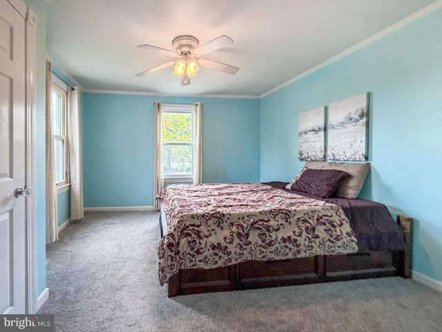 1001 W 5TH ST W, Florence, NJ 08518