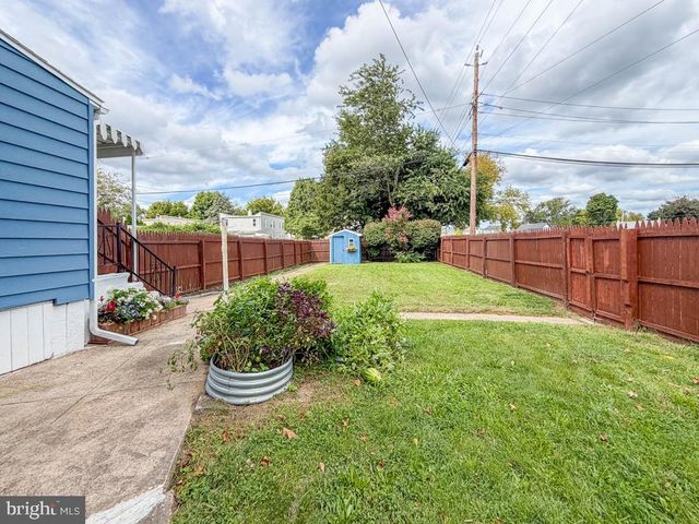 1001 W 5TH ST W, Florence, NJ 08518