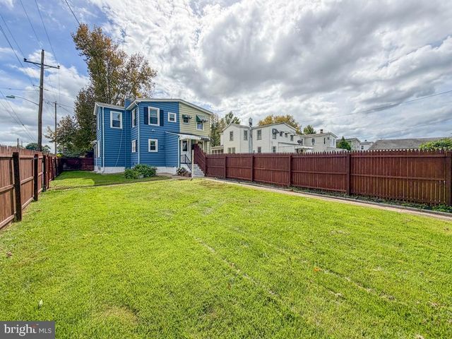 1001 W 5TH ST W, Florence, NJ 08518