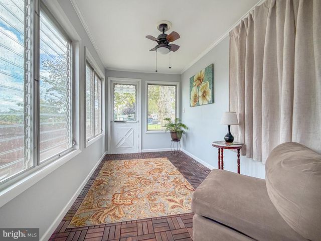 1001 W 5TH ST W, Florence, NJ 08518