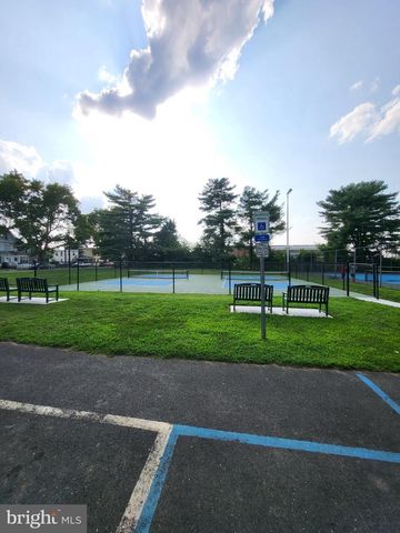 1001 W 5TH ST W, Florence, NJ 08518