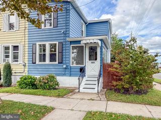 1001 W 5TH ST W, Florence, NJ 08518