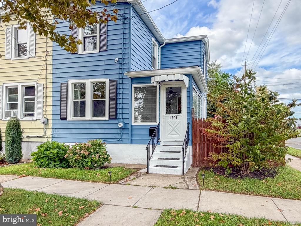 1001 W 5TH ST W, Florence, NJ 08518