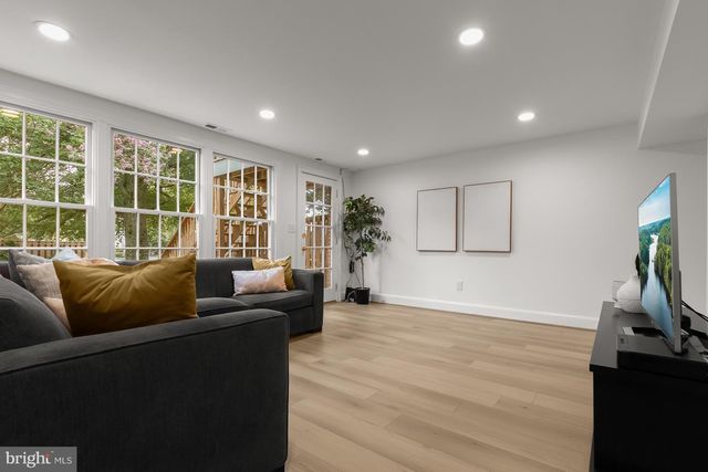 3810 T ST NW, Washington, DC 20007