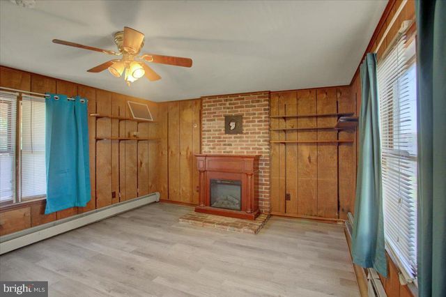 324 E MAIN ST, Emmitsburg, MD 21727