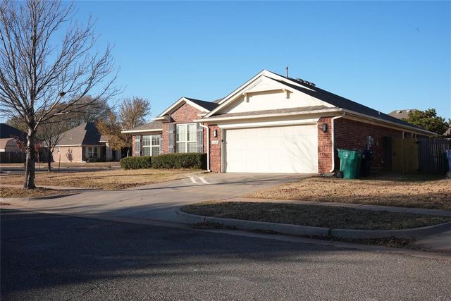 13049 SW 5th Street, Yukon, OK 73099