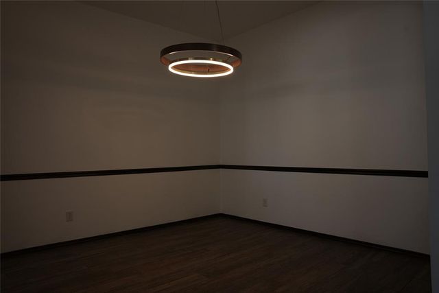 13049 SW 5th Street, Yukon, OK 73099