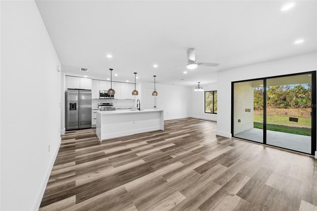 15468 CHAMBERLAIN BOULEVARD, Port Charlotte, FL 33953