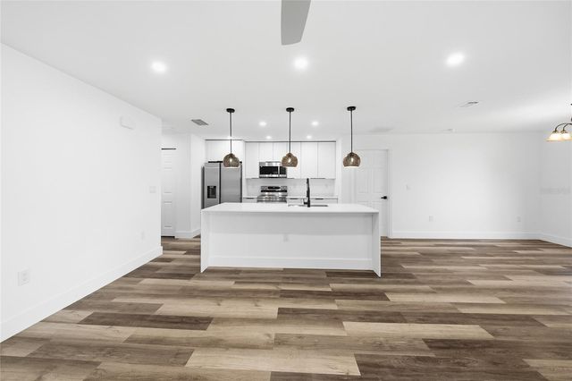 15468 CHAMBERLAIN BOULEVARD, Port Charlotte, FL 33953