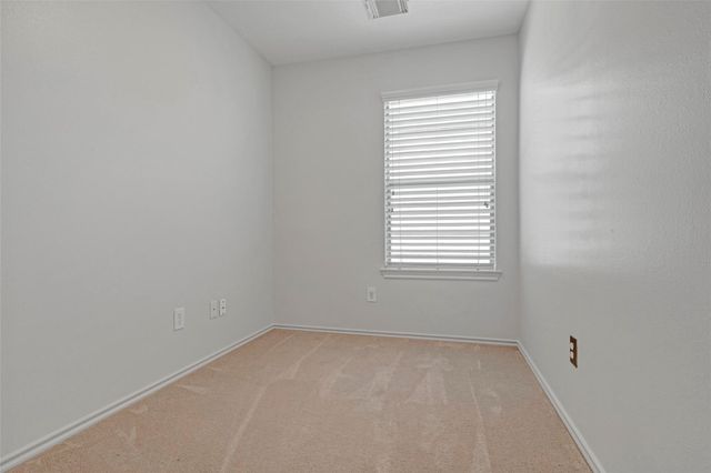 218 Blushwood Place, The Woodlands, TX 77382