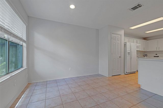 218 Blushwood Place, The Woodlands, TX 77382