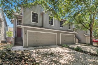 218 Blushwood Place, The Woodlands, TX 77382