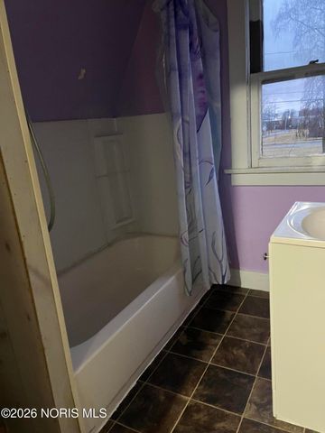 3309 N Detroit Avenue, Toledo, OH 43610