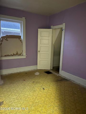 3309 N Detroit Avenue, Toledo, OH 43610