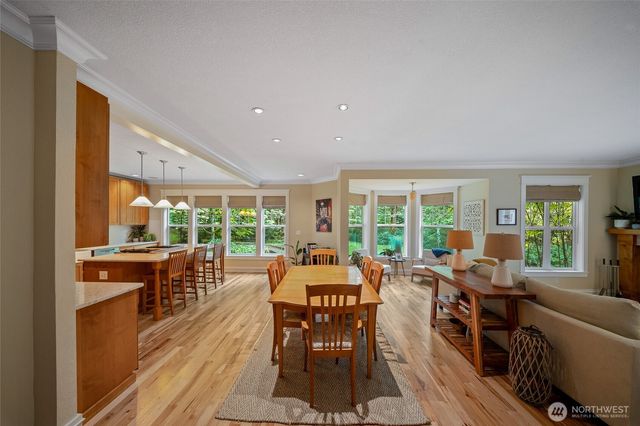 6127 Lemon Road NE, Olympia, WA 98506