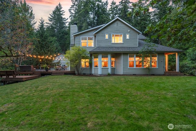 6127 Lemon Road NE, Olympia, WA 98506