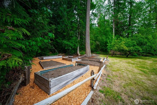 6127 Lemon Road NE, Olympia, WA 98506