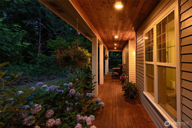 6127 Lemon Road NE, Olympia, WA 98506