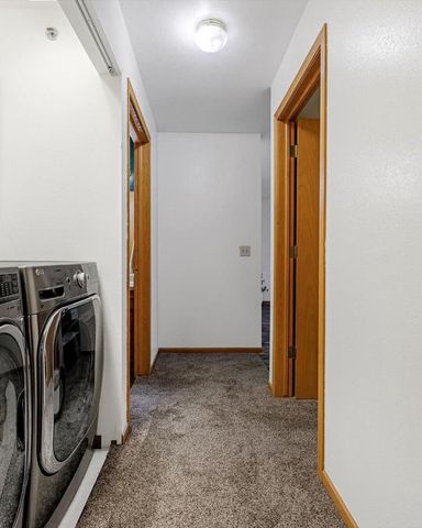 1972 Parknoll LANE, Port Washington, WI 53074