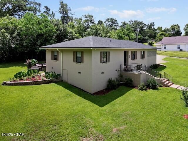 2956 N Caledonia Street, Marianna, FL 32446