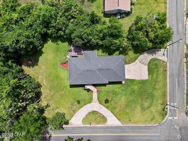 2956 N Caledonia Street, Marianna, FL 32446