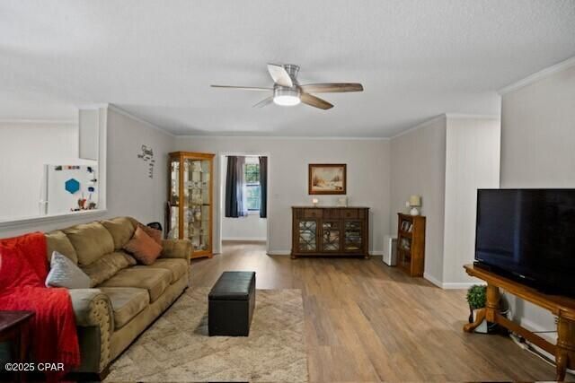 2956 N Caledonia Street, Marianna, FL 32446