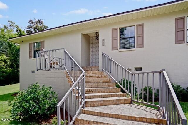 2956 N Caledonia Street, Marianna, FL 32446