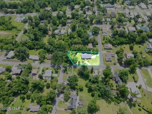 2956 N Caledonia Street, Marianna, FL 32446