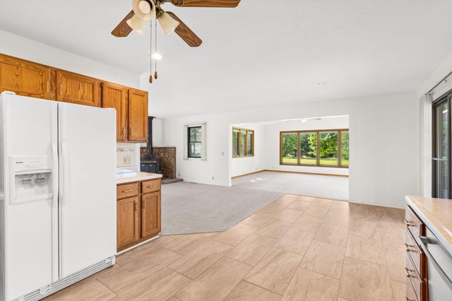 488 Hunt Club Circle, Galena, MO 65656