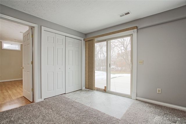 1 Pendle Point, Miamisburg, OH 45342