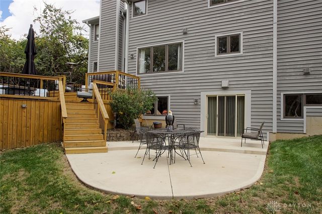 1 Pendle Point, Miamisburg, OH 45342