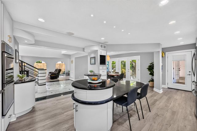 1003 Villa Court Drive, Seabrook, TX 77586