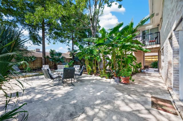 1003 Villa Court Drive, Seabrook, TX 77586