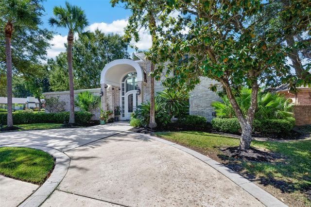 1003 Villa Court Drive, Seabrook, TX 77586