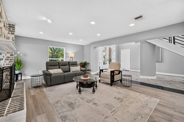1003 Villa Court Drive, Seabrook, TX 77586