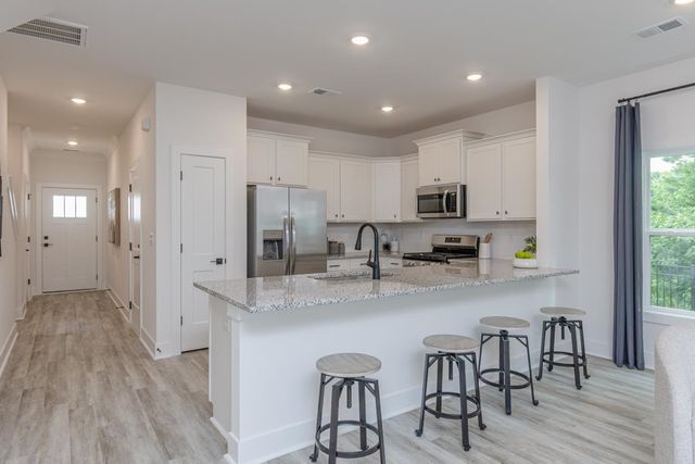 614 Farcroft Trail, Roebuck, SC 29376