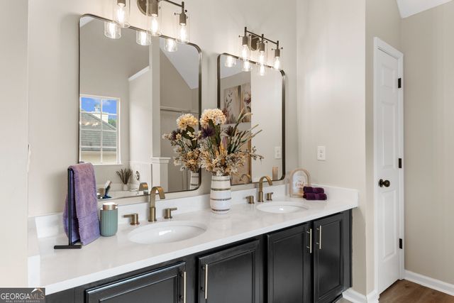 5654 Laurel Ridge Drive, East Point, GA 30344
