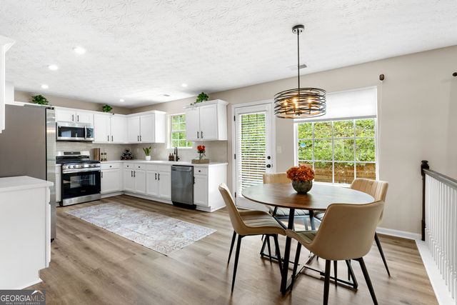 5654 Laurel Ridge Drive, East Point, GA 30344