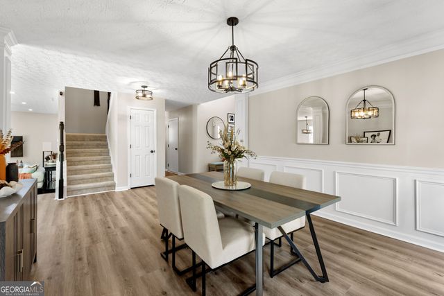 5654 Laurel Ridge Drive, East Point, GA 30344