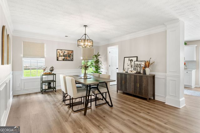 5654 Laurel Ridge Drive, East Point, GA 30344