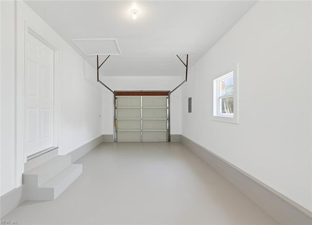 5712 Gretna RD, Virginia Beach, VA 23455