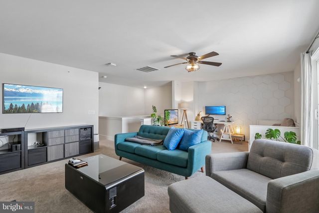 142-B FLEET CT, Bensalem, PA 19020