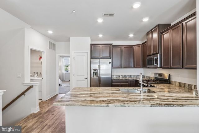 142-B FLEET CT, Bensalem, PA 19020