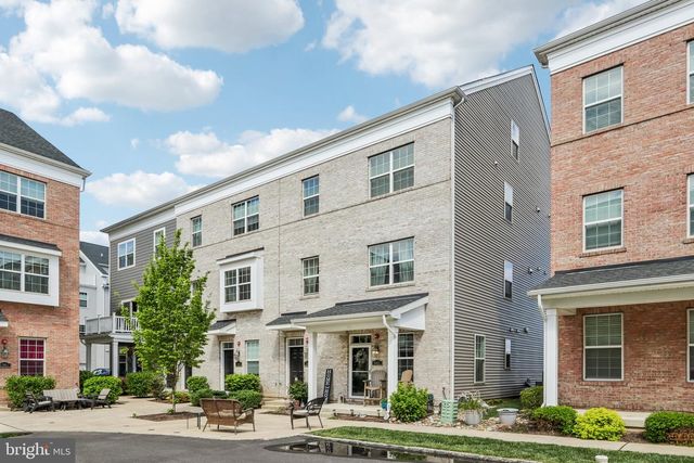 142-B FLEET CT, Bensalem, PA 19020