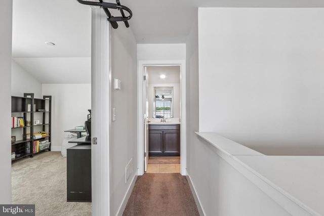 142-B FLEET CT, Bensalem, PA 19020