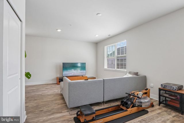 142-B FLEET CT, Bensalem, PA 19020