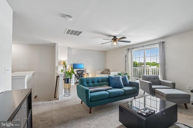 142-B FLEET CT, Bensalem, PA 19020