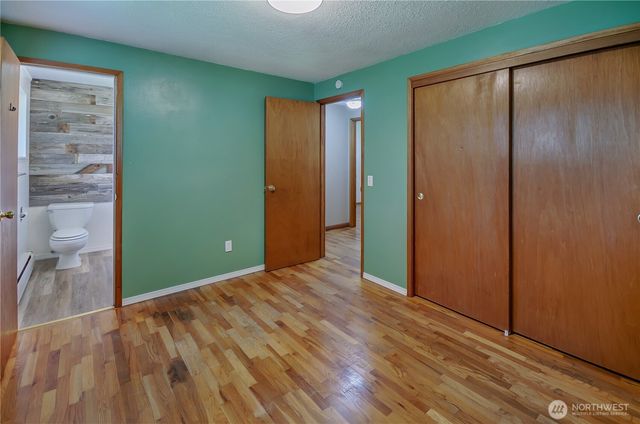 517 W Street SE, Tumwater, WA 98501